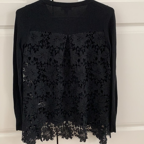 Black sweater with lace detail - Picture 4 of 6